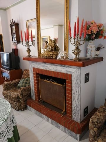 5 makuuhuone Omakotitalo myytävänä paikassa Alhaurín el Grande mukana 
autotalli - 762 000 € (Ref: 9378263)