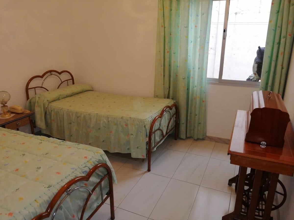 5 bedroom Townhouse for sale in Alhaurin el Grande with garage - € 699,000 (Ref: 9378263)