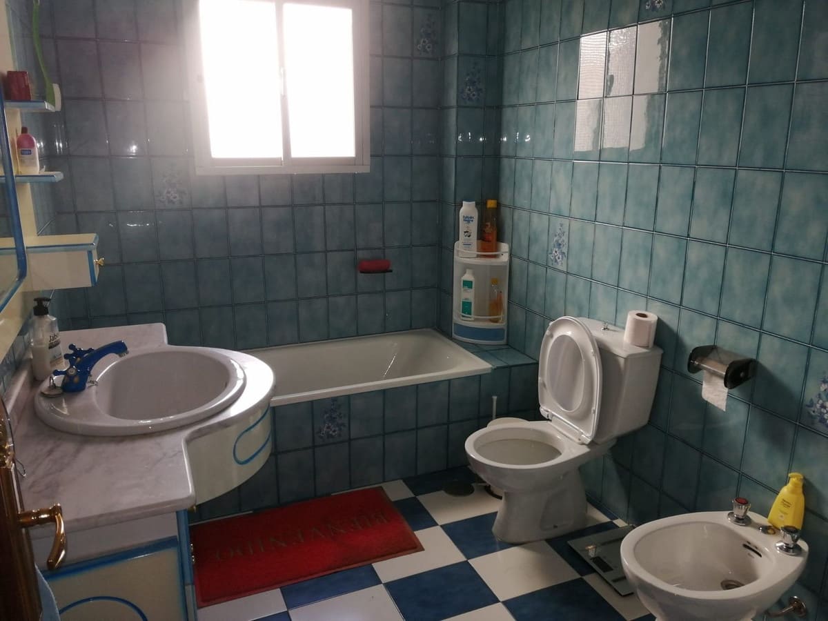 5 bedroom Townhouse for sale in Alhaurin el Grande with garage - € 699,000 (Ref: 9378263)