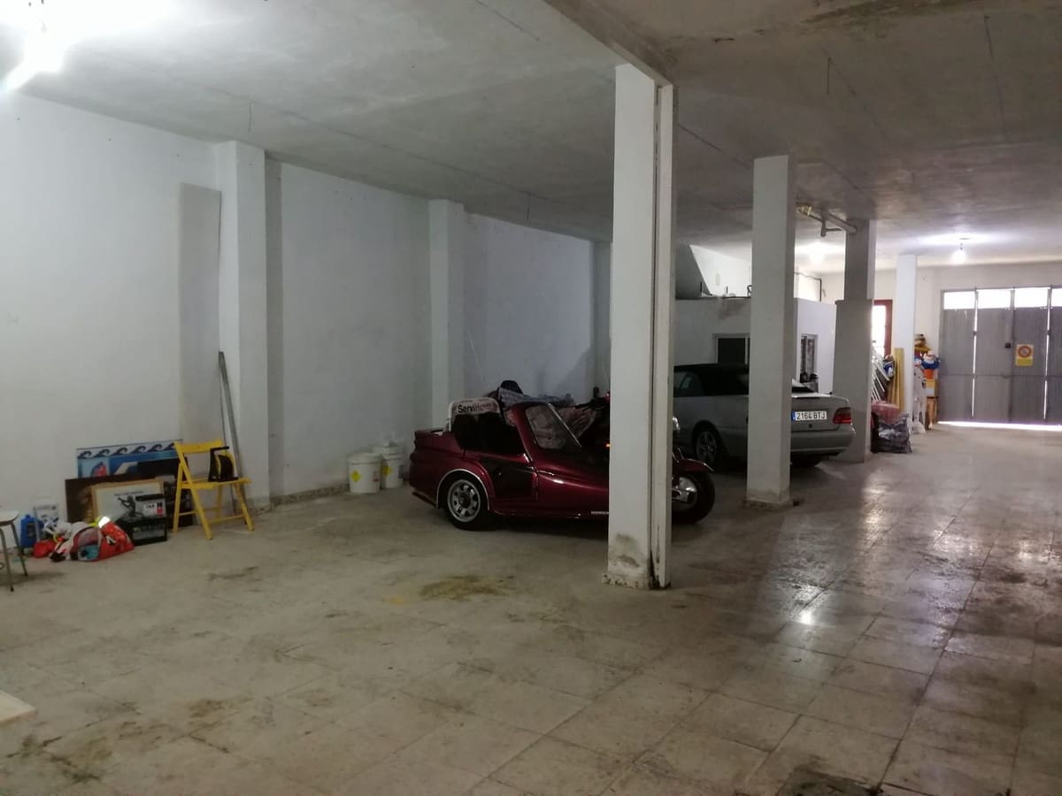 5 bedroom Townhouse for sale in Alhaurin el Grande with garage - € 699,000 (Ref: 9378263)