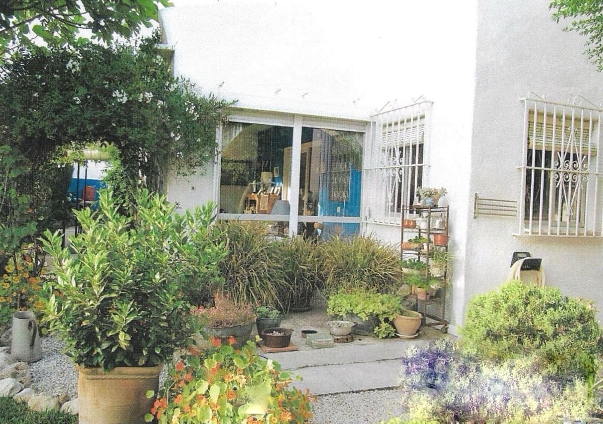 3 makuuhuone Huvila myytävänä paikassa Alhaurin el Grande mukana uima-altaan 
autotalli - 264 000 € (Ref: 9383765)