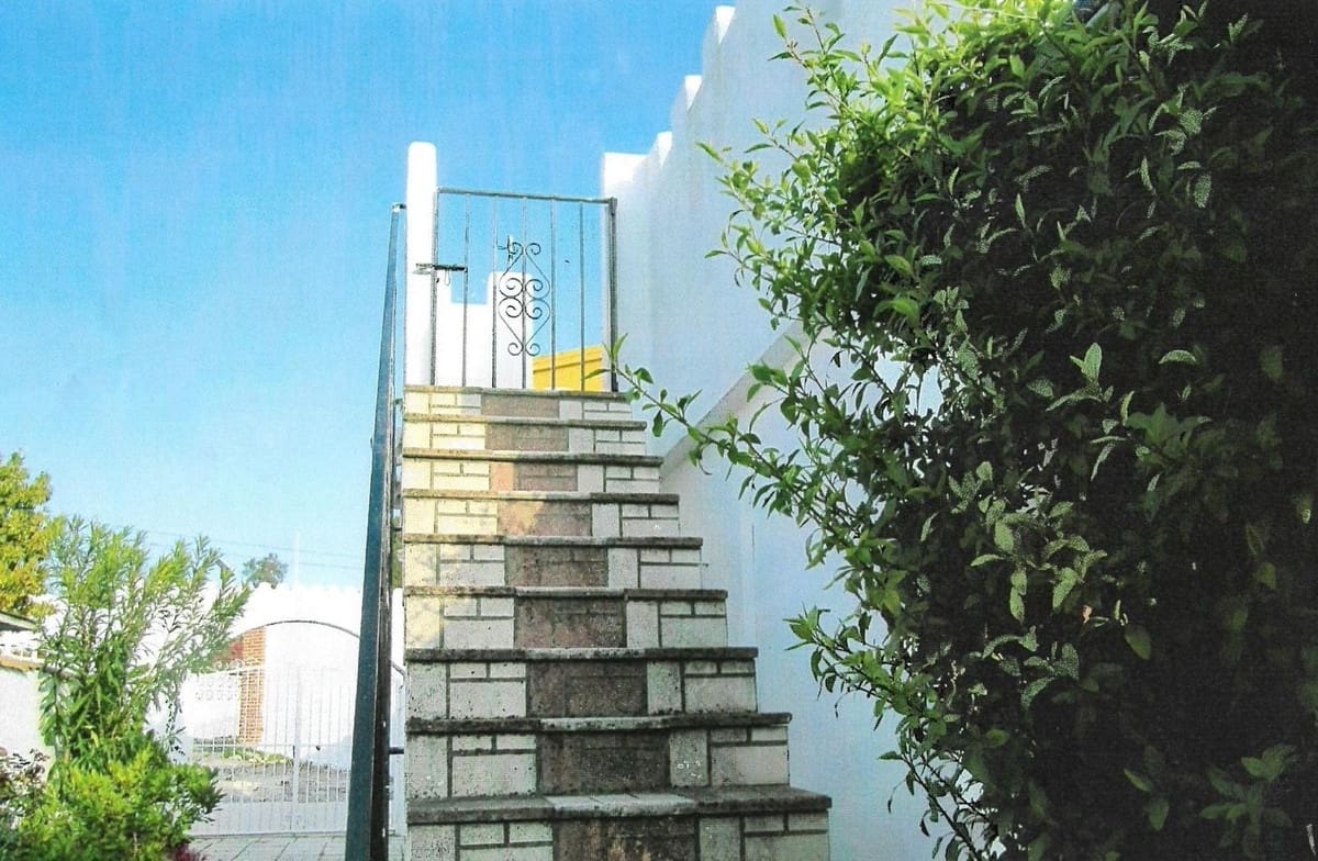 3 makuuhuone Huvila myytävänä paikassa Alhaurin el Grande mukana uima-altaan 
autotalli - 264 000 € (Ref: 9383765)