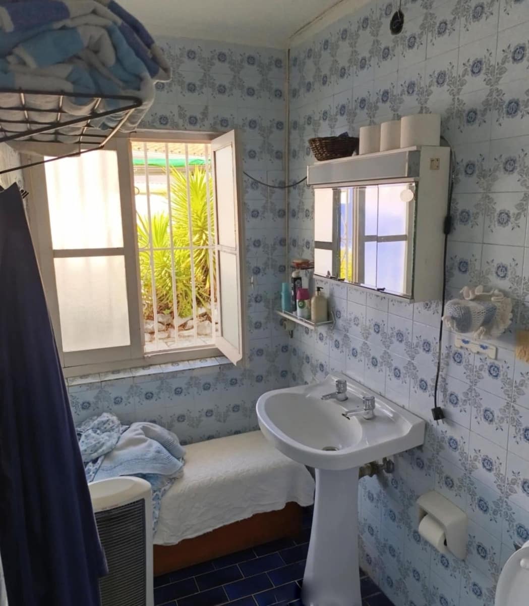 3 makuuhuone Huvila myytävänä paikassa Alhaurin el Grande mukana uima-altaan 
autotalli - 264 000 € (Ref: 9383765)