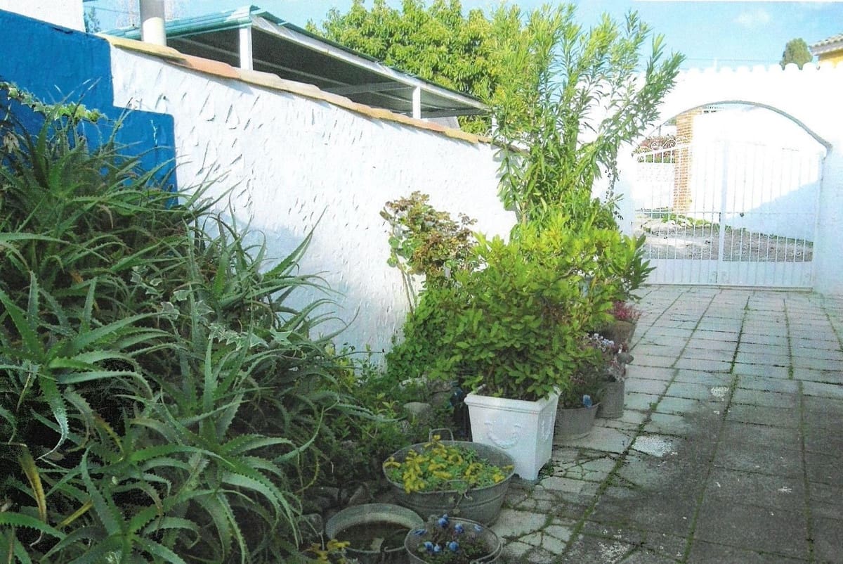 3 makuuhuone Huvila myytävänä paikassa Alhaurin el Grande mukana uima-altaan 
autotalli - 264 000 € (Ref: 9383765)