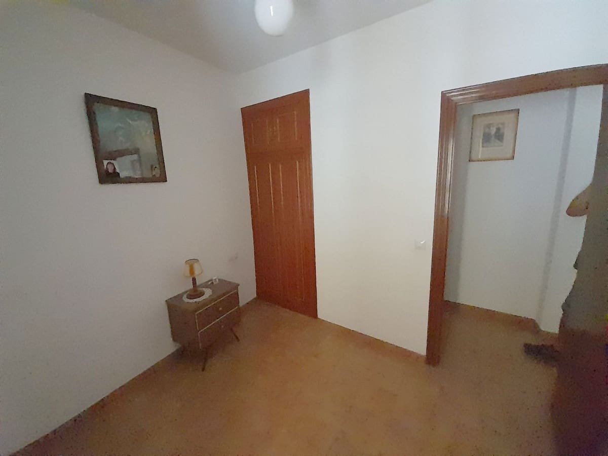 6 quarto Casa em Banda para venda em Villanueva del Rosario com garagem - 279 000 € (Ref: 9442834)