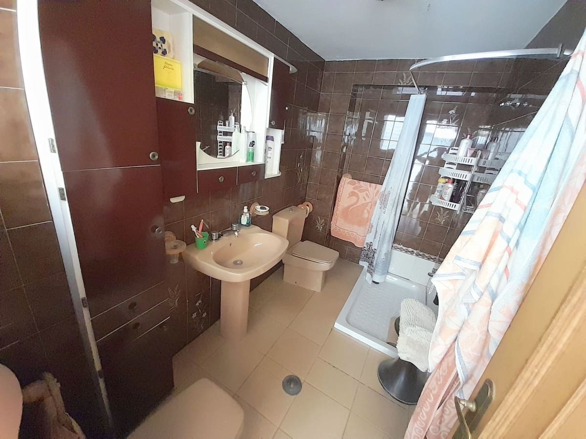 6 quarto Casa em Banda para venda em Villanueva del Rosario com garagem - 279 000 € (Ref: 9442834)