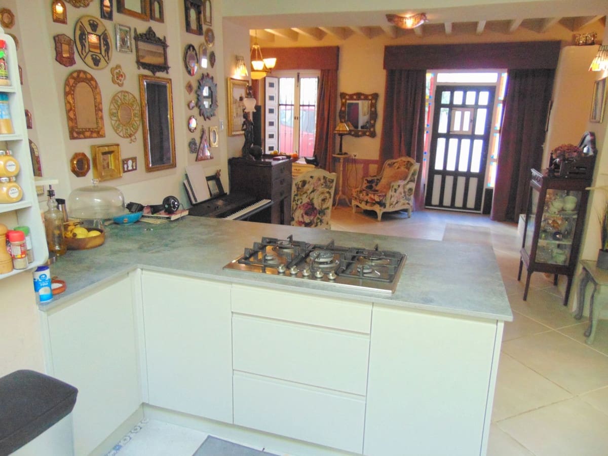 3 bedroom Townhouse for sale in Monda - € 290,000 (Ref: 9444490)