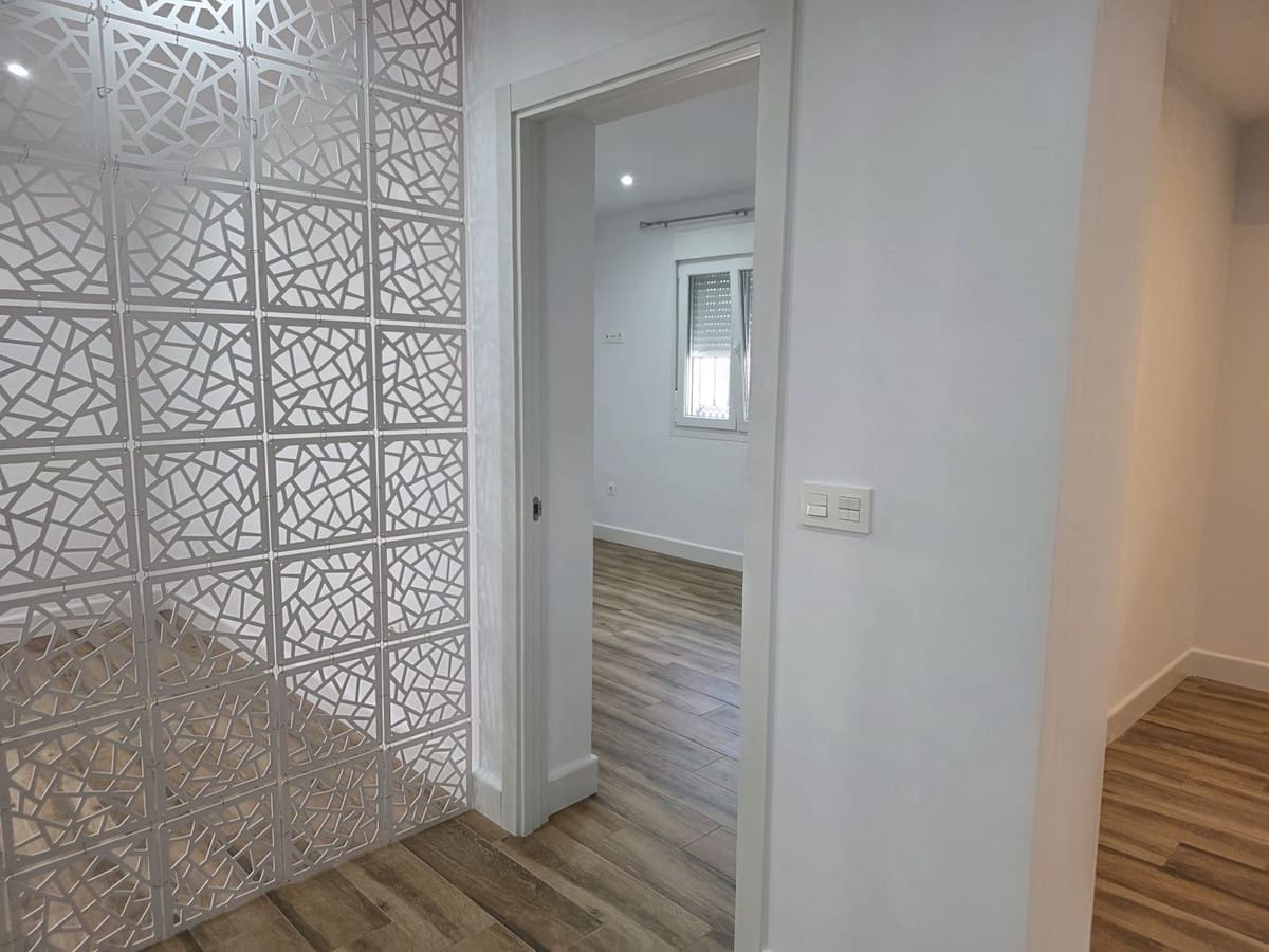 2 Zimmer Apartment zu verkaufen in Coin - 265.000 € (Ref: 9447177)