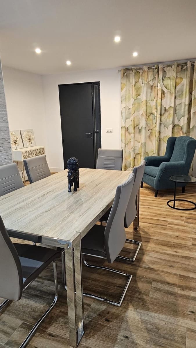 2 bedroom Apartment for sale in Coin - € 265,000 (Ref: 9447177)