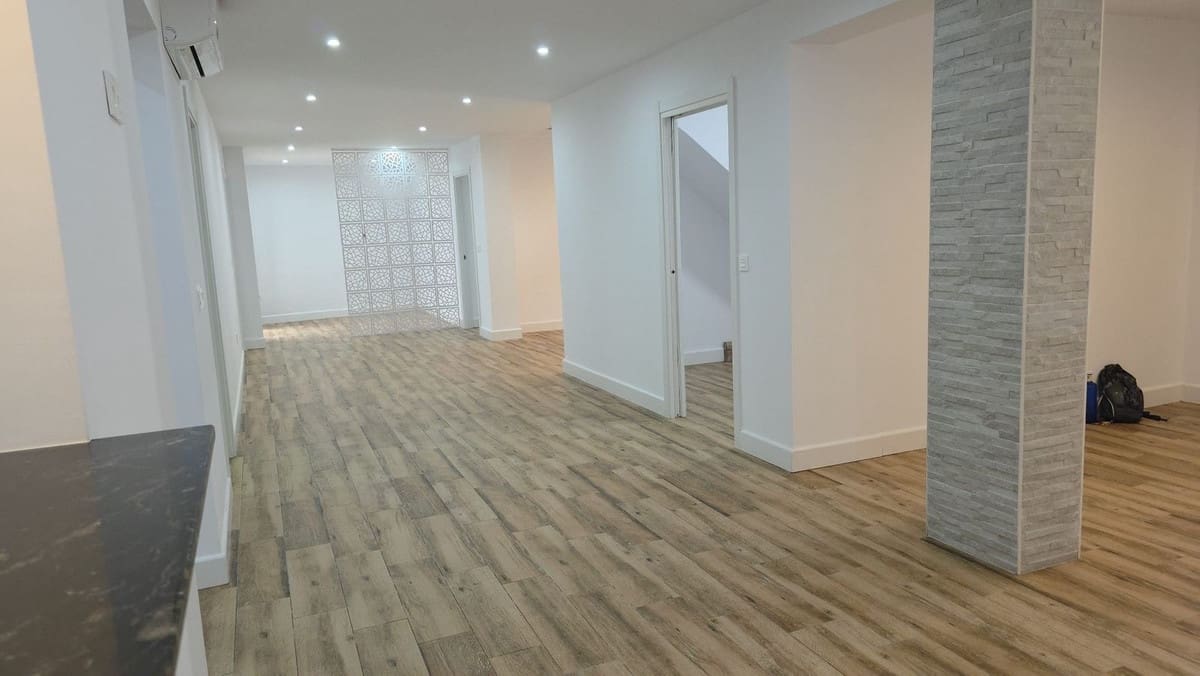 2 bedroom Apartment for sale in Coin - € 265,000 (Ref: 9447177)