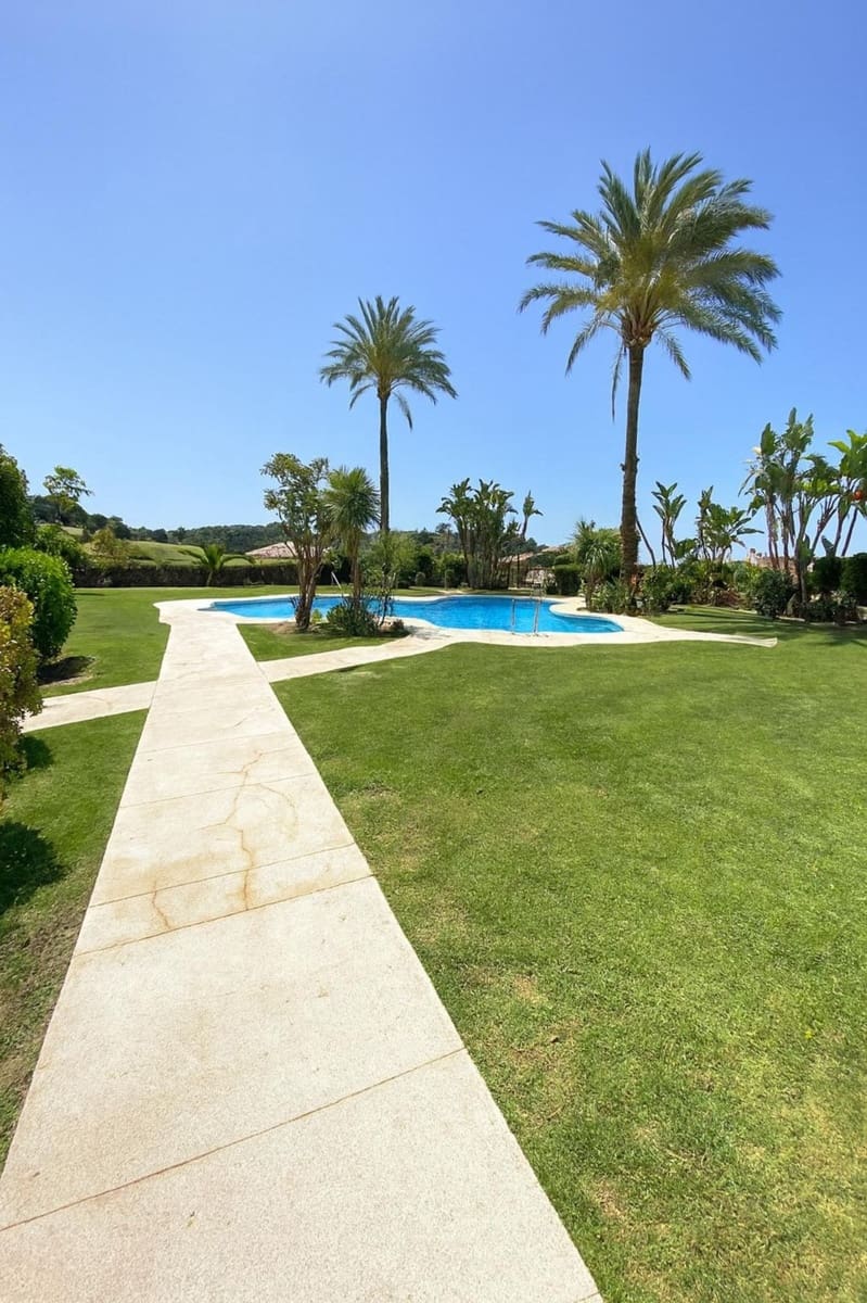 2 chambre Appartement à vendre à Alhaurin Golf avec piscine garage - 275 000 € (Ref: 9450854)