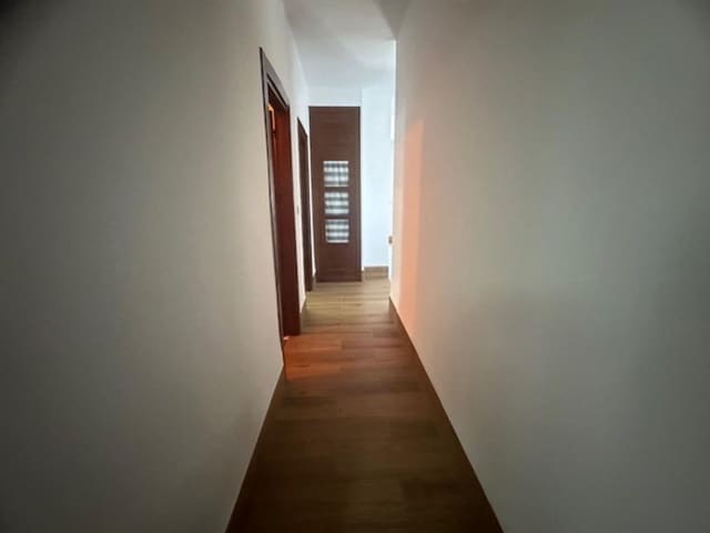 Chalet de 3 habitaciones en Fuente de Piedra en venta con piscina garaje - 250.000 € (Ref: 9465910)