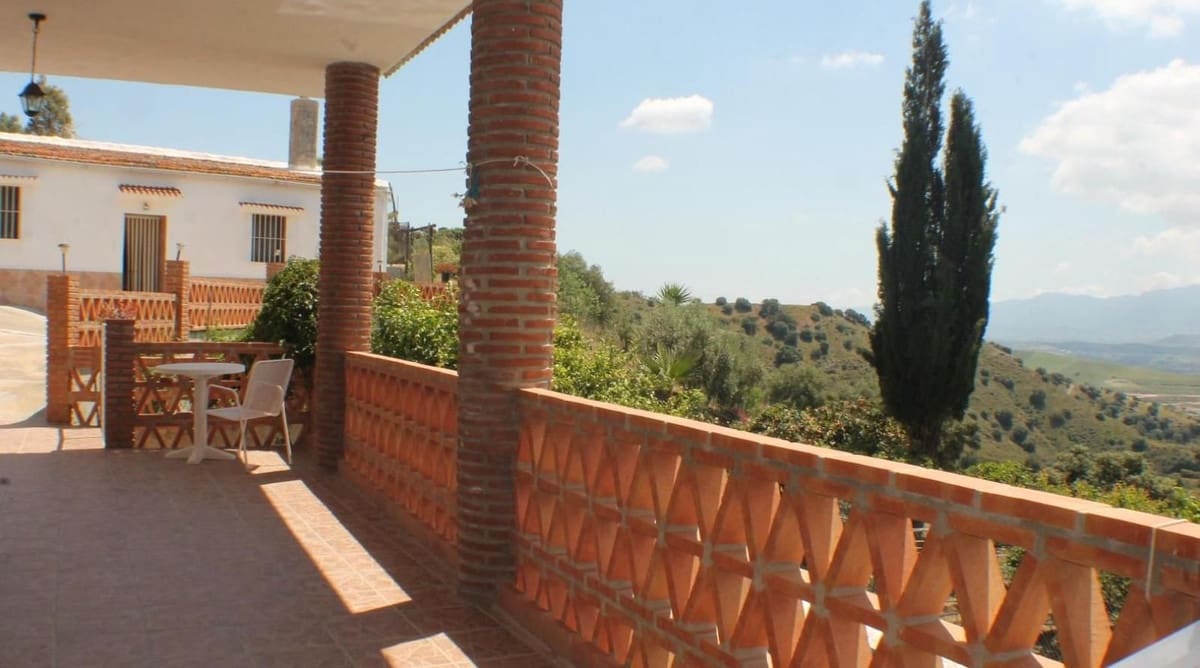 4 slaapkamer Finca/Landhuis te koop in Gibralgalia met zwembad garage - € 332.500 (Ref: 9481538)