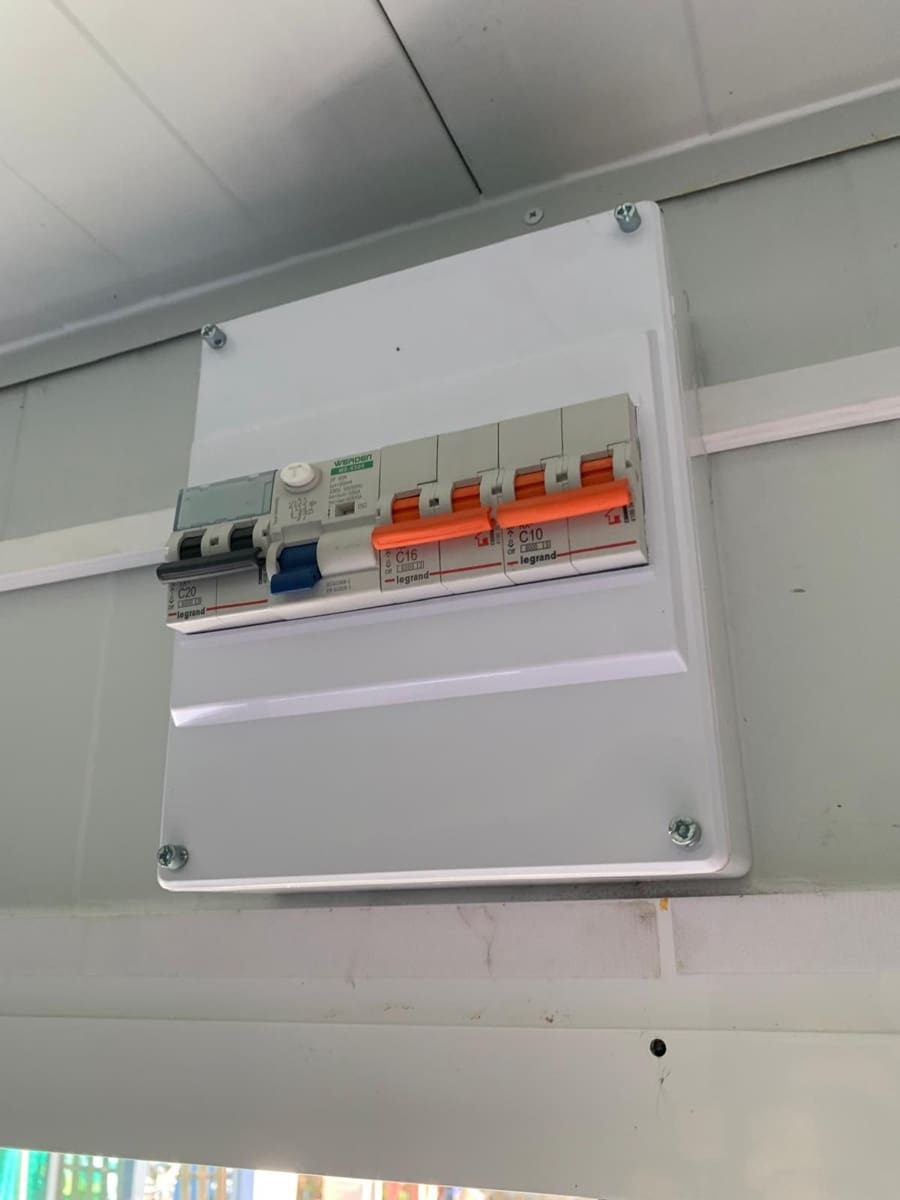 1 bedroom Mobile Home for sale in Alhaurin de la Torre with garage - € 79,000 (Ref: 9484074)