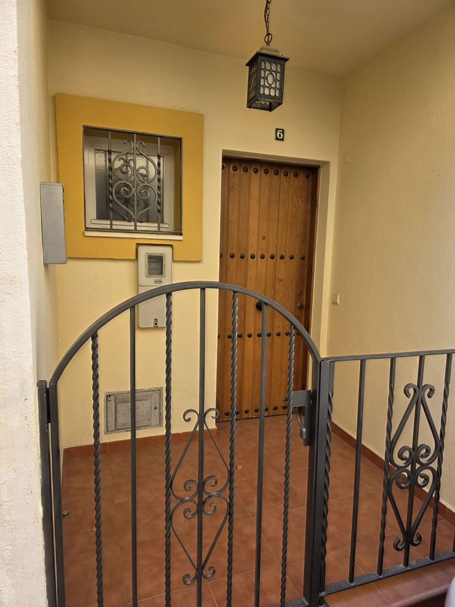 3 bedroom Townhouse for sale in Coin with garage - € 255,000 (Ref: 9488516)