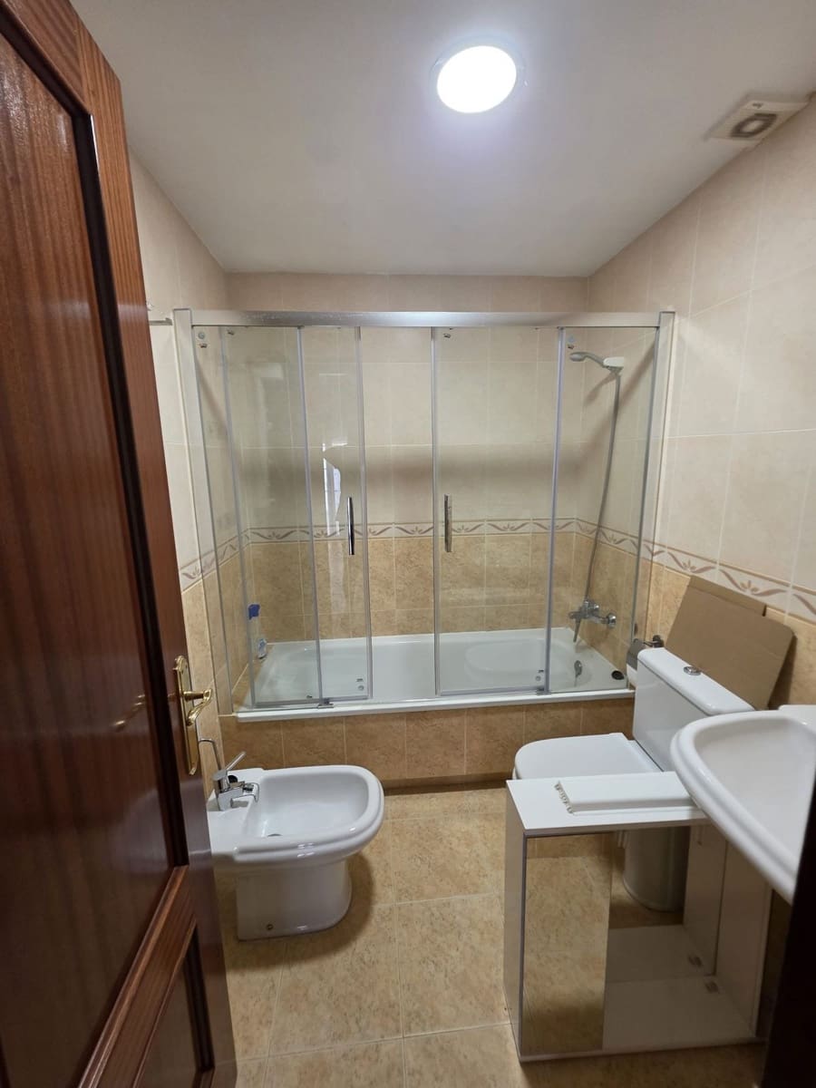 3 bedroom Townhouse for sale in Coin with garage - € 255,000 (Ref: 9488516)