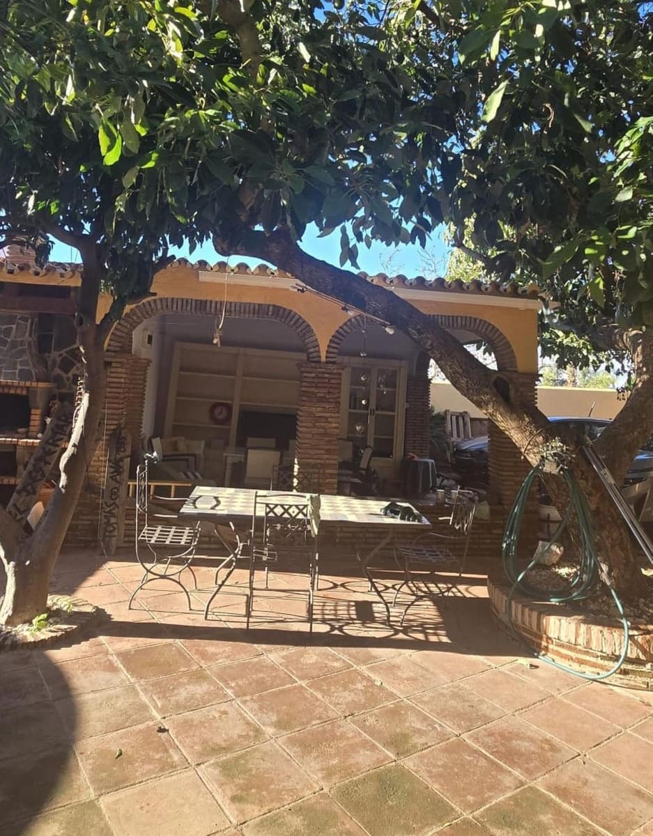 5 Zimmer Hotel zu verkaufen in Alhaurin el Grande mit Pool Garage - 485.000 € (Ref: 9596849)