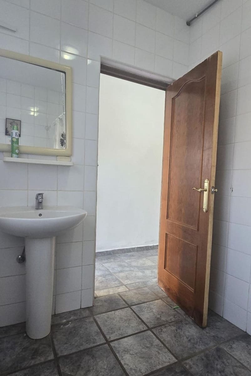 5 bedroom Hotel for sale in Alhaurin el Grande with pool garage - € 485,000 (Ref: 9596849)