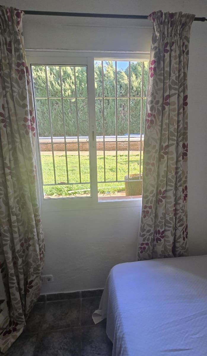 5 bedroom Hotel for sale in Alhaurin el Grande with pool garage - € 485,000 (Ref: 9596849)