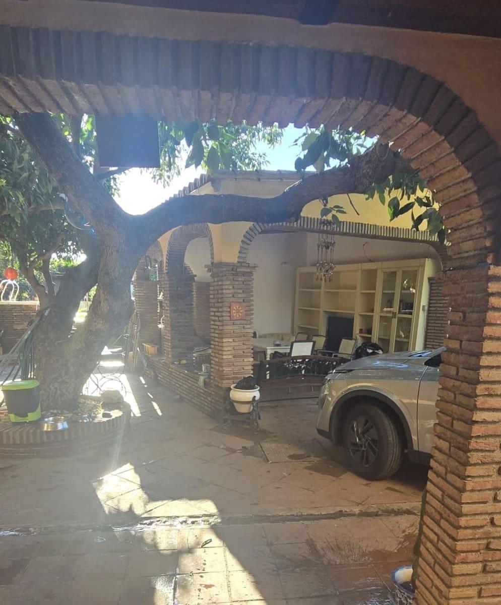 5 bedroom Hotel for sale in Alhaurin el Grande with pool garage - € 485,000 (Ref: 9596849)