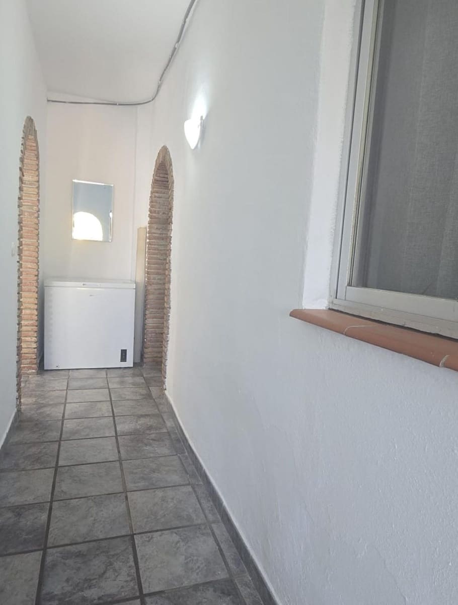 5 bedroom Villa for sale in Alhaurin el Grande with pool garage - € 550,000 (Ref: 9596850)