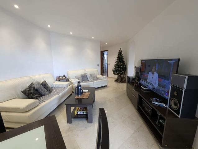 2 slaapkamer Appartement te koop in Nueva Andalucia, Marbella - € 259.000 (Ref: 9640945)