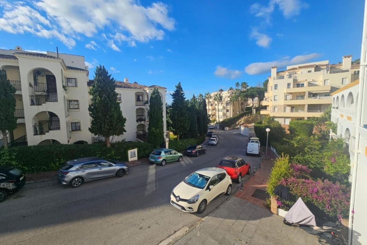 1 sypialnia Apartament na sprzedaż w Riviera del Sol z basenem garażem - 269 000 € (Ref: 9640949)