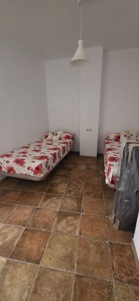 5 sypialnia Dom blizniak na sprzedaż w Guaro - 299 000 € (Ref: 9665378)