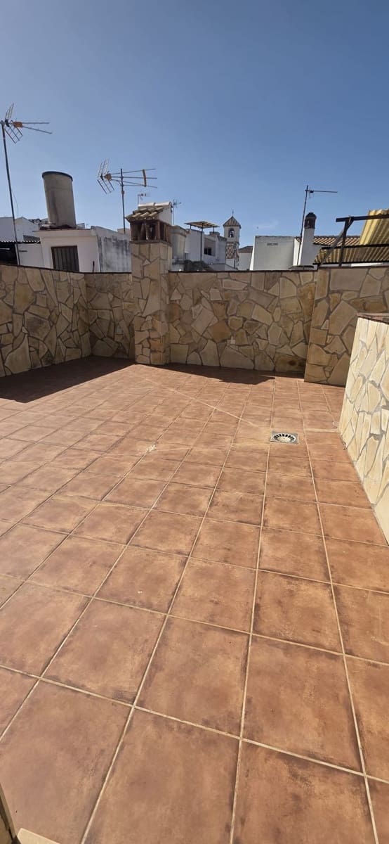 5 sypialnia Dom blizniak na sprzedaż w Guaro - 299 000 € (Ref: 9665378)