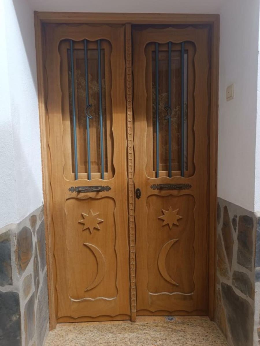 5 sypialnia Dom blizniak na sprzedaż w Guaro - 299 000 € (Ref: 9665378)