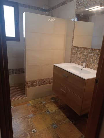 5 camera da letto Villetta Bifamiliare in vendita in Guaro - 299.000 € (Rif: 9665378)