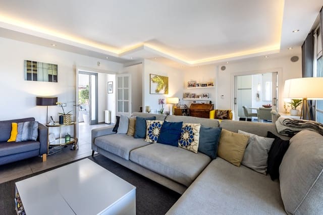 Chalet de 5 habitaciones en Coín en venta con piscina garaje - 995.000 € (Ref: 9666996)