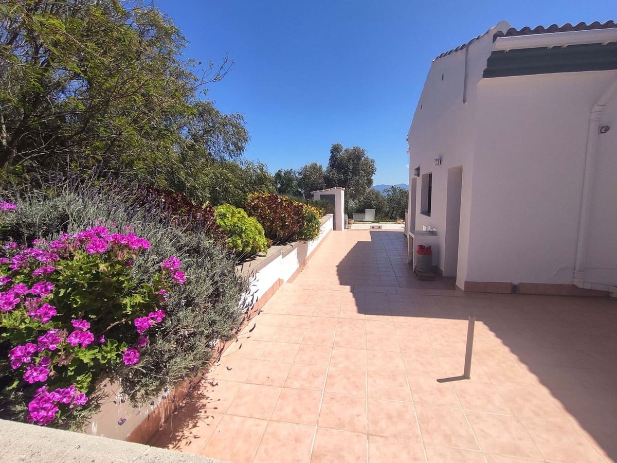 3 slaapkamer Villa te koop in Casarabonela met zwembad garage - € 660.000 (Ref: 9733753)