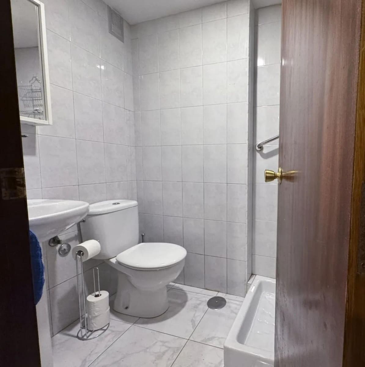 Casa de 4 habitaciones en Grado en venta - 120.000 € (Ref: 9733878)