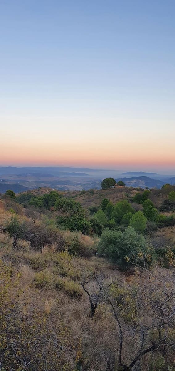 4 bedroom Finca/Country House for sale in Tolox with pool garage - € 365,000 (Ref: 9742982)