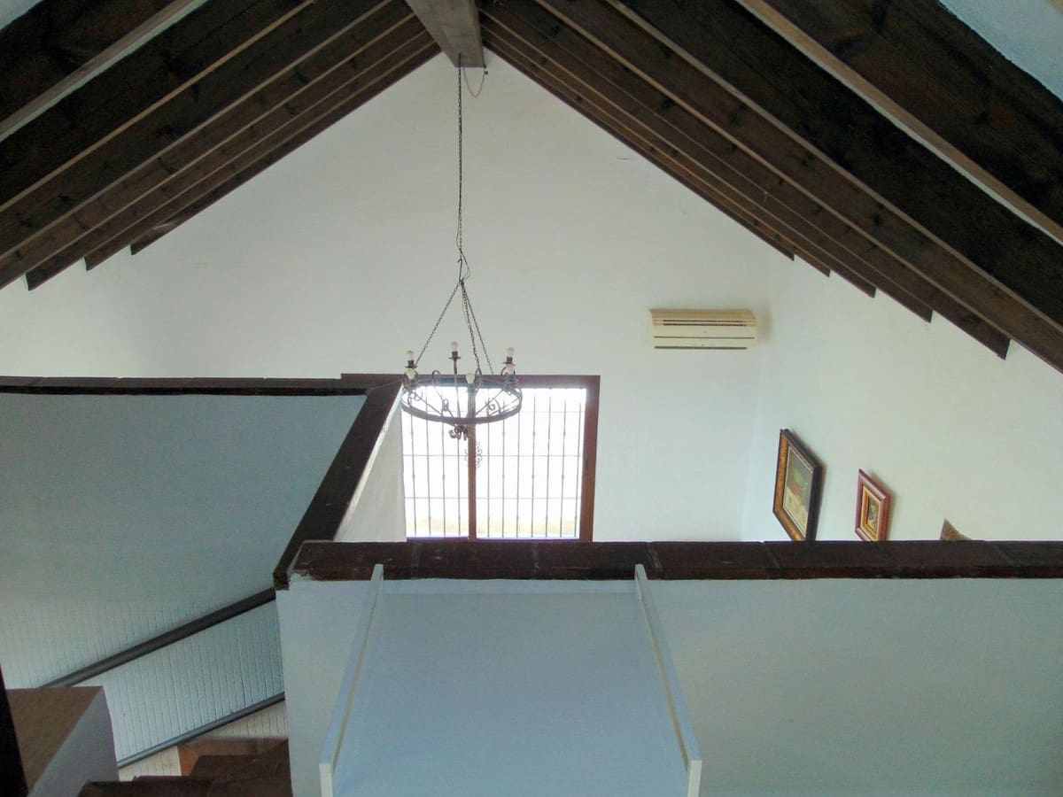 3 bedroom Finca/Country House for sale in Monda with pool garage - € 449,000 (Ref: 9750862)