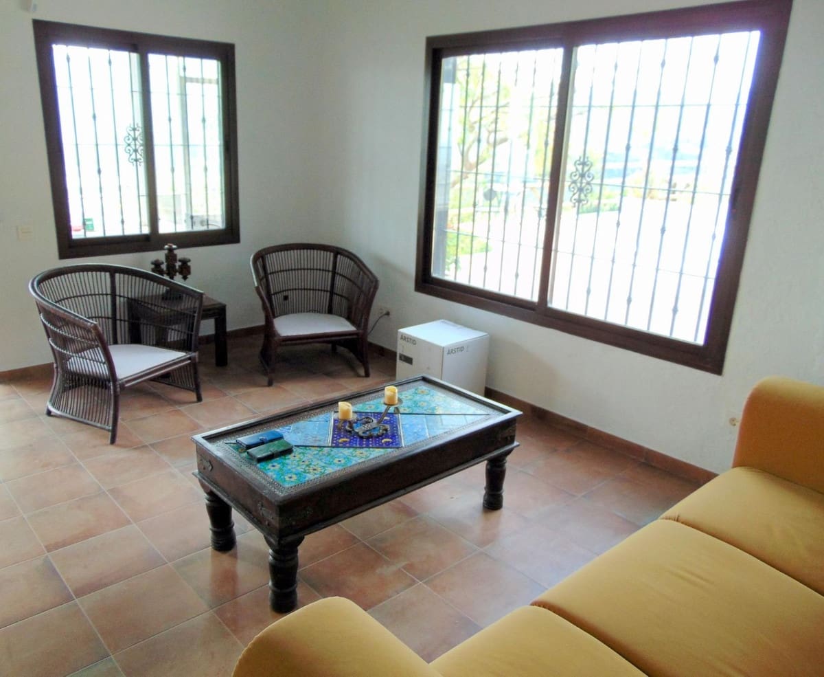 3 bedroom Finca/Country House for sale in Monda with pool garage - € 449,000 (Ref: 9750862)