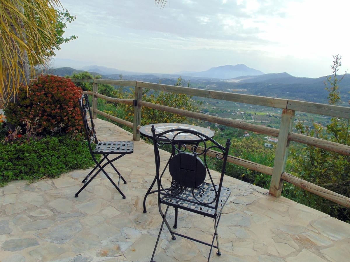 3 bedroom Finca/Country House for sale in Monda with pool garage - € 449,000 (Ref: 9750862)