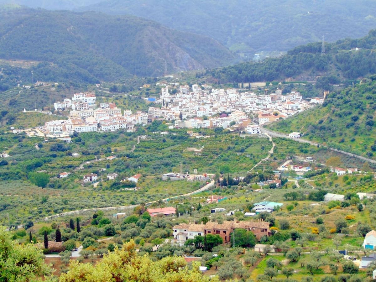 3 bedroom Finca/Country House for sale in Monda with pool garage - € 449,000 (Ref: 9750862)