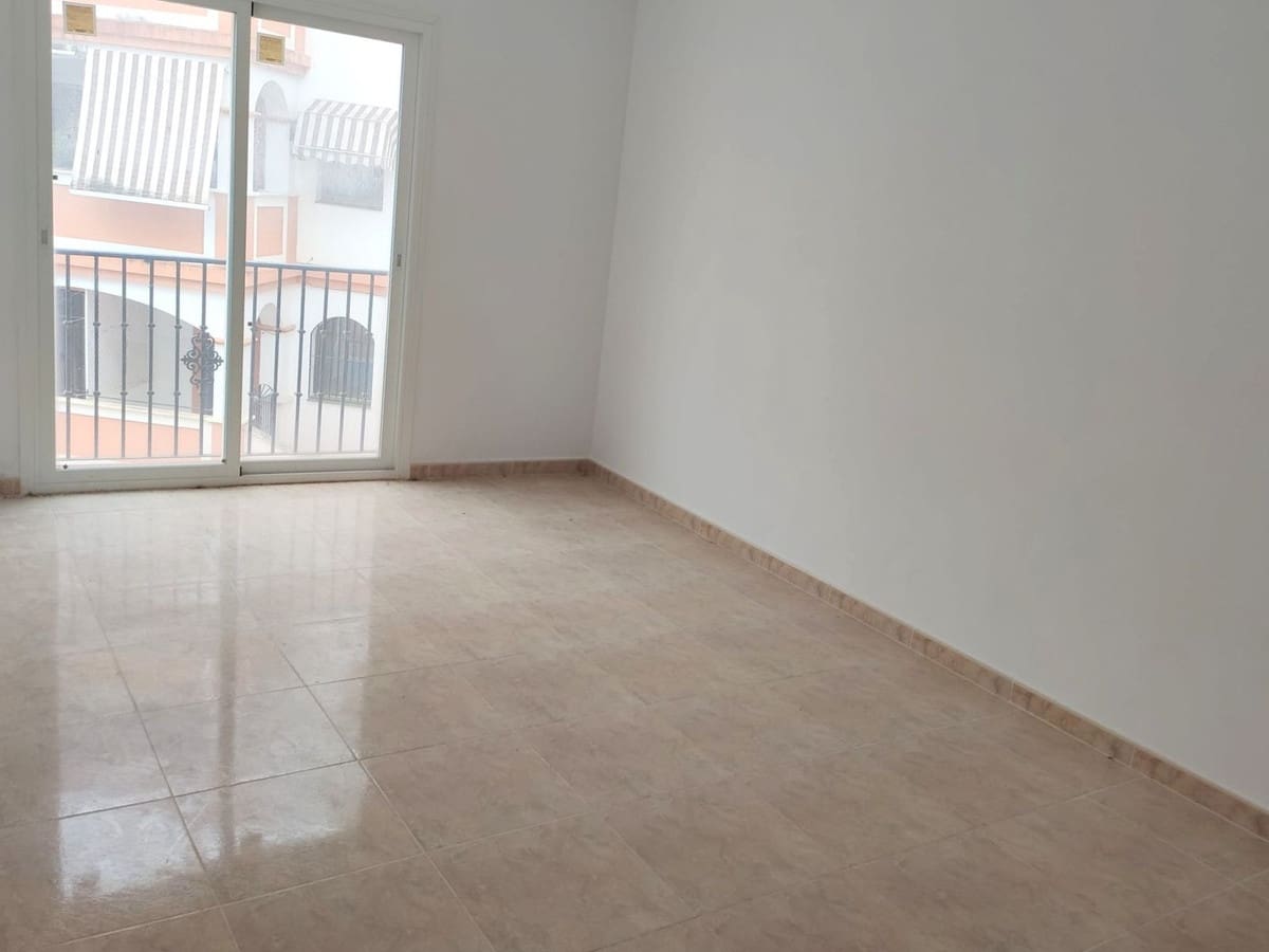 2 bedroom Apartment for sale in Tolox with garage - € 135,000 (Ref: 9770963)