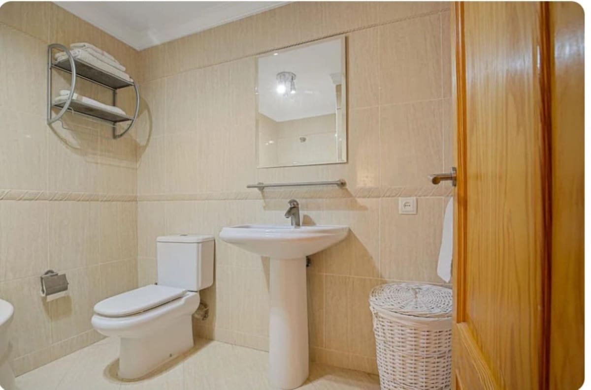 5 bedroom Villa for sale in Monda with pool garage - € 795,000 (Ref: 9830271)