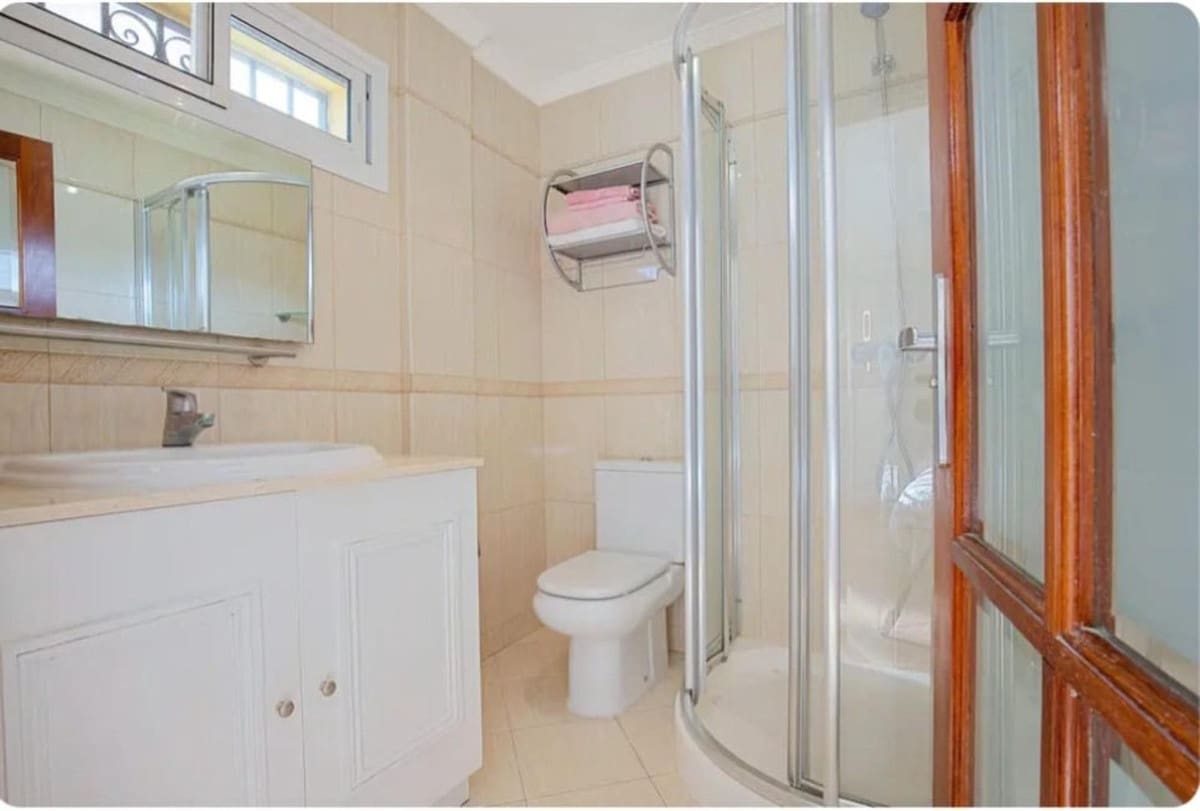 5 bedroom Villa for sale in Monda with pool garage - € 795,000 (Ref: 9830271)