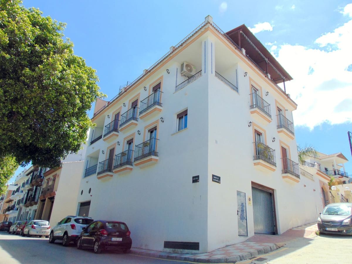 3 Zimmer Penthouse zu verkaufen in Alhaurin el Grande mit Garage - 275.000 € (Ref: 9832728)