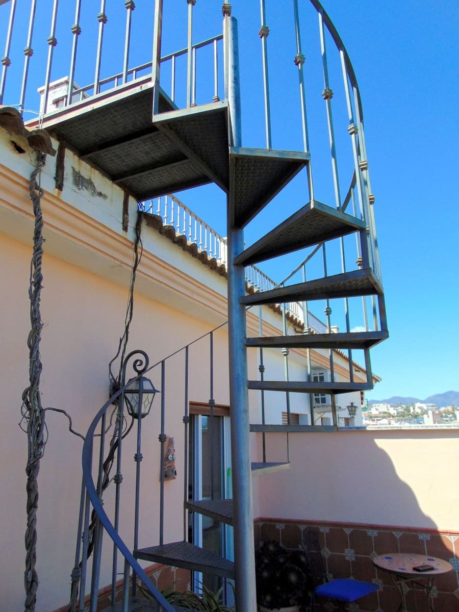 3 Zimmer Penthouse zu verkaufen in Alhaurin el Grande mit Garage - 275.000 € (Ref: 9832728)
