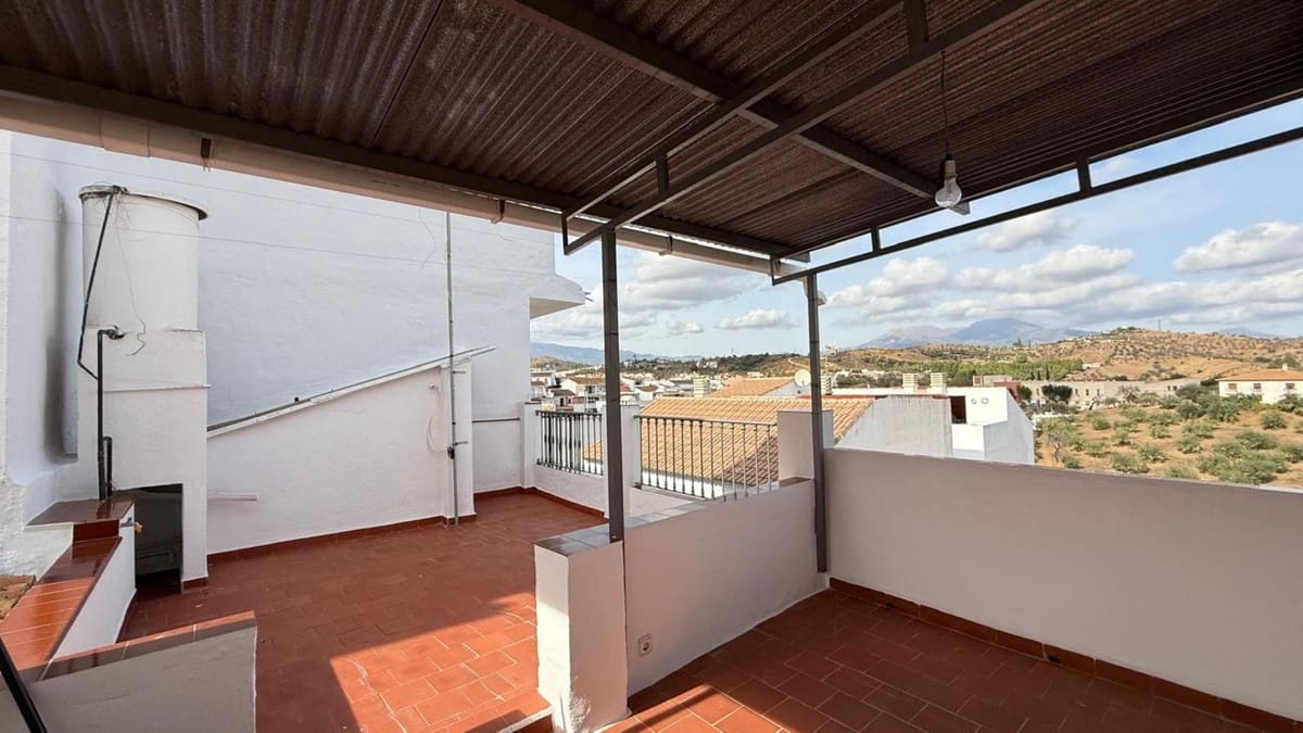 3 camera da letto Casa in vendita in Guaro - 310.000 € (Rif: 9877098)