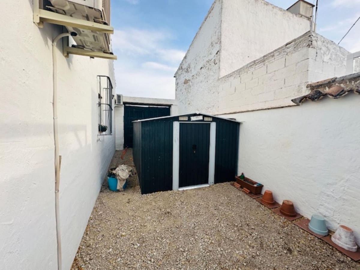 2 sovrum Finca/Hus på landet till salu i Antequera med garage - 155 000 € (Ref: 9918603)