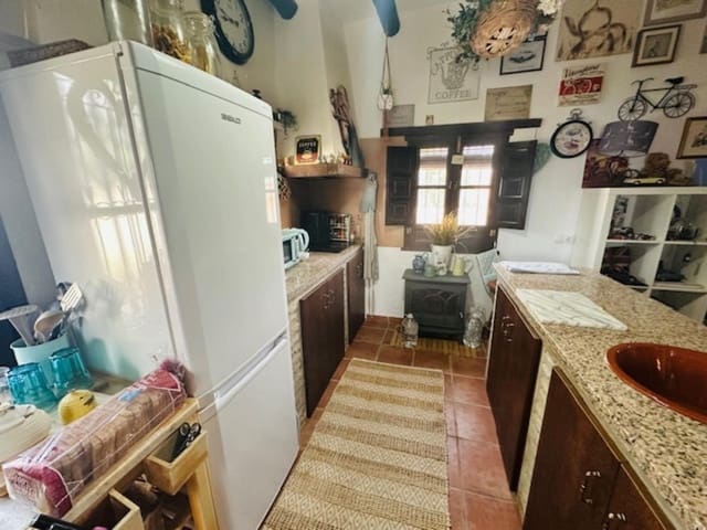 2 sypialnia Finka/Dom wiejski na sprzedaż w Antequera z garażem - 155 000 € (Ref: 9918603)