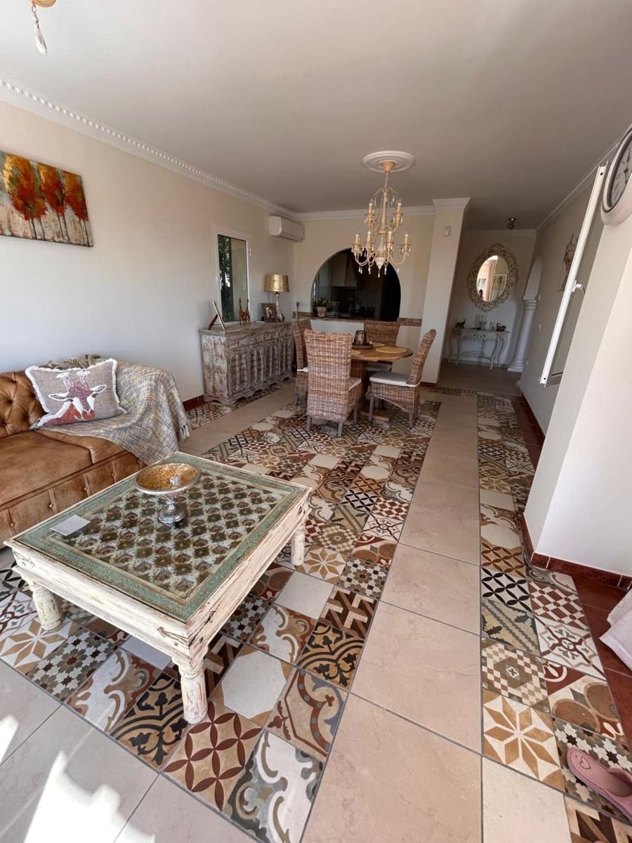 3 soverom Villa til salgs i Cerro del Aguila med svømmebasseng garasje - € 850 000 (Ref: 9921062)