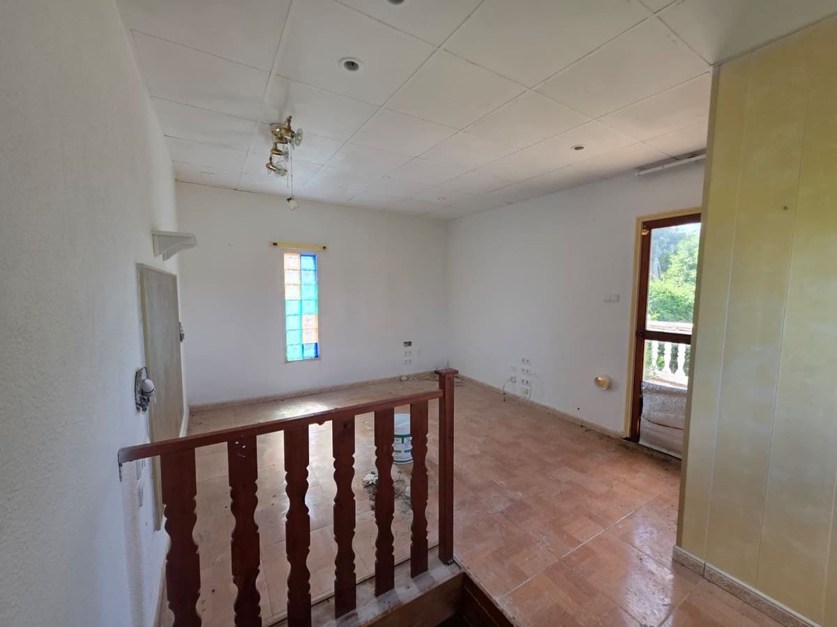 3 slaapkamer Commercieel te koop in Cartama met garage - € 295.000 (Ref: 9965786)