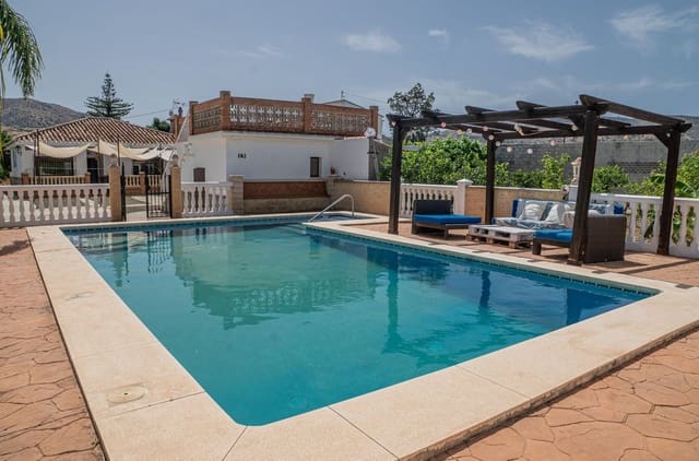 3 soveværelse Finca/Landehus til salg i Alora med swimmingpool garage - € 395.000 (Ref: 9965789)